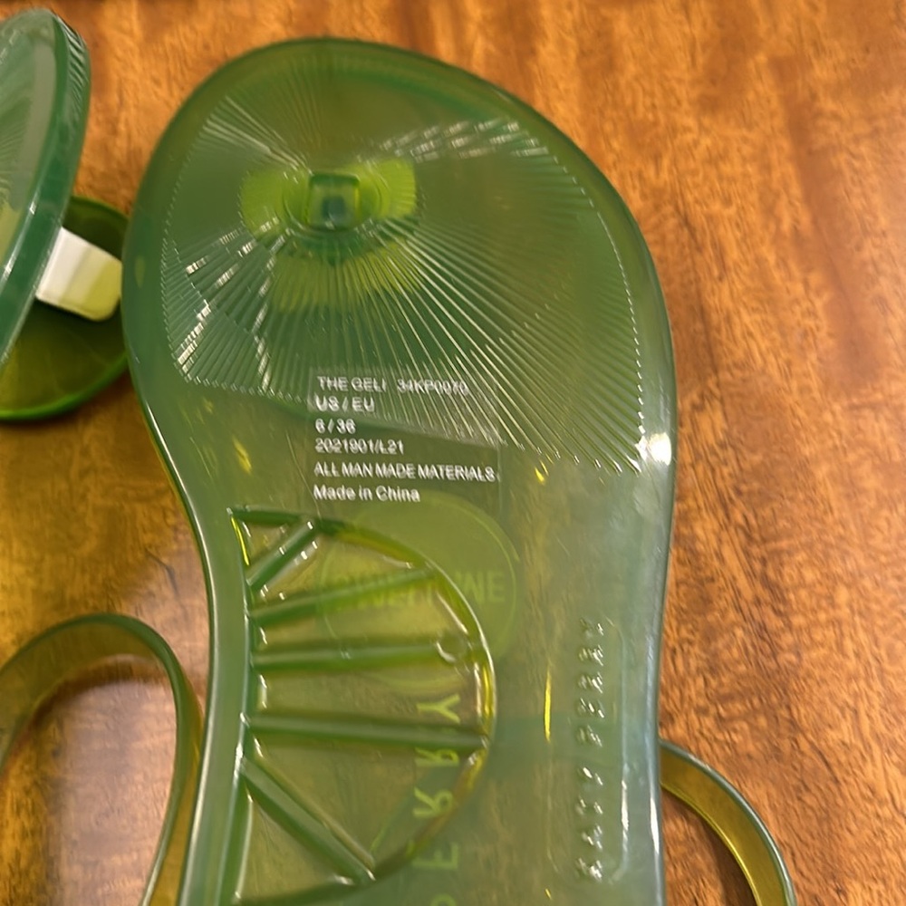 KATY PERRY women’s The Geli Flat Sandal - Picture 12 of 14